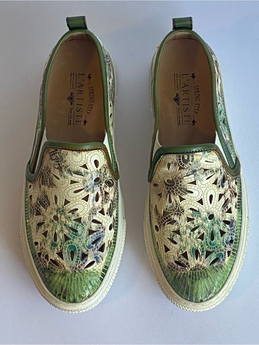 L’Artiste by Spring Step Floral Slip On Sneakers EU 38 US 7.5 Green Metallic